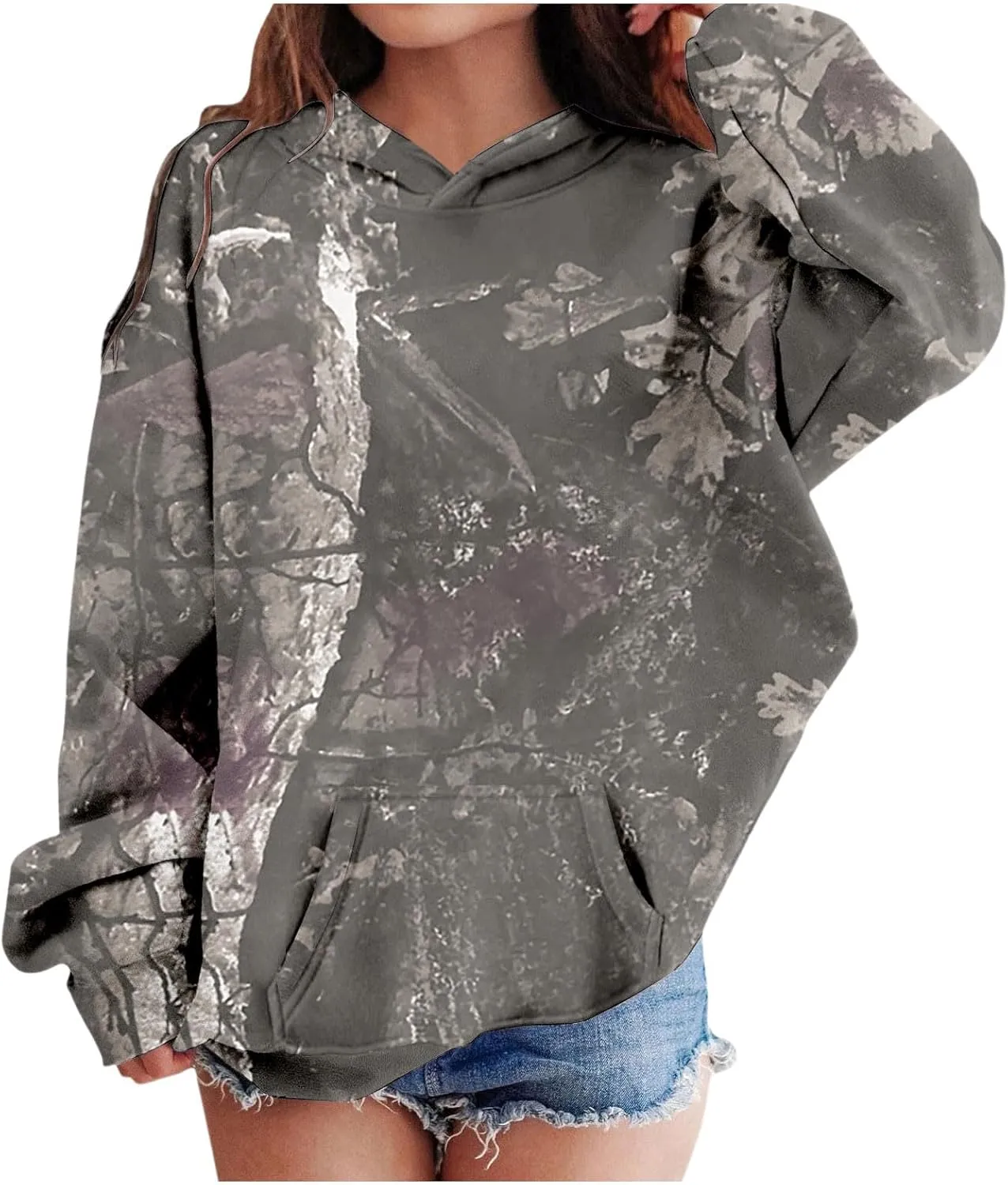 Camo Hoodies for Teen Girls Cute Sweatshirt Maple Leaf Print Oversized Fleece Sweatshirts Classic Pullover with Pocket