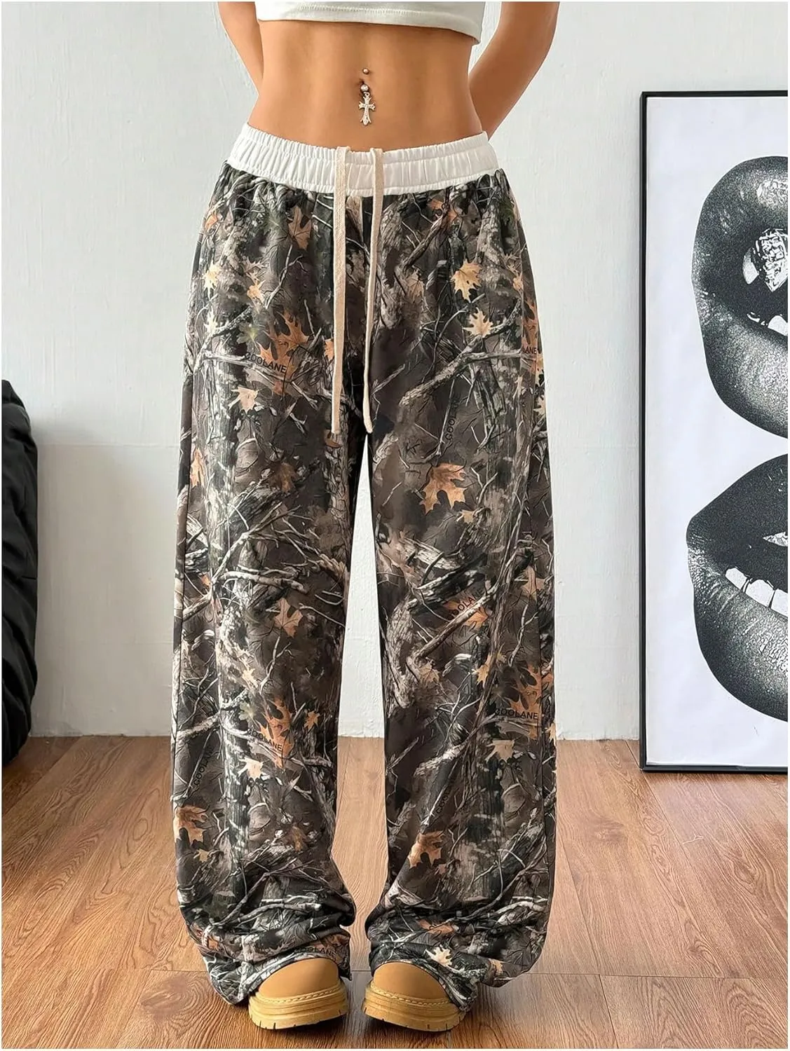SOLY HUX Women's Camo Pants Wide Leg Baggy Sweatpants Elastic Waist Drawstring Loose Pants Trendy Y2K Drawstring Trousers