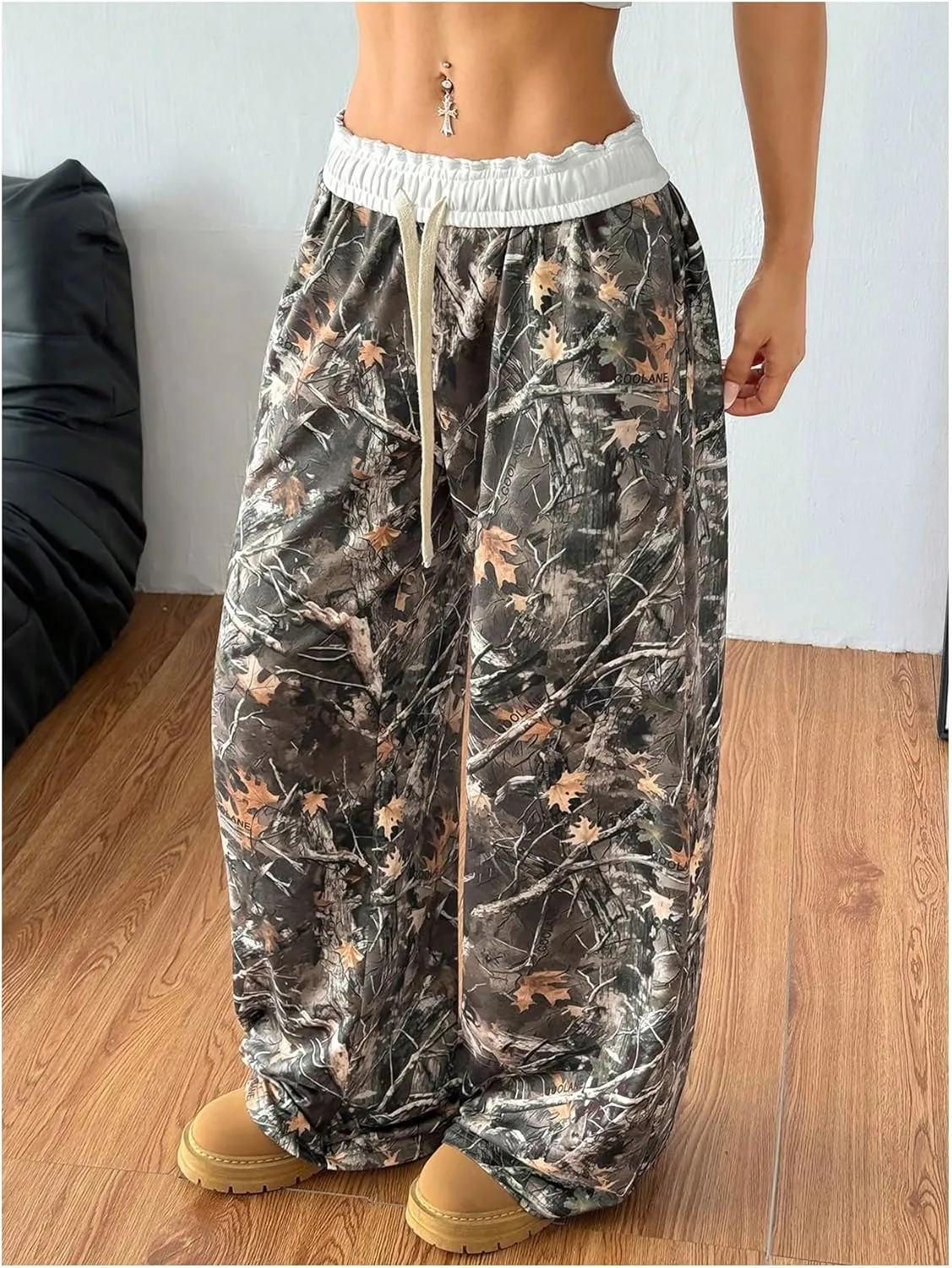 SOLY HUX Women's Camo Pants Wide Leg Baggy Sweatpants Elastic Waist Drawstring Loose Pants Trendy Y2K Drawstring Trousers