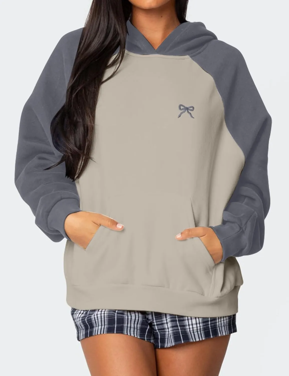 Women Bow Graphic Oversized Hoodie Raglan Sleeve Color Block Sweatshirts Embroidered Pullover Hoodie Tops with Pocket