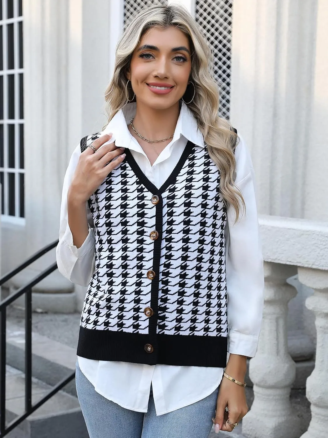 Women's Casual V Neck Sweater Tank Tops Striped Sweater Vest Sleeveless Pullover Button Down Knit Vest Tops