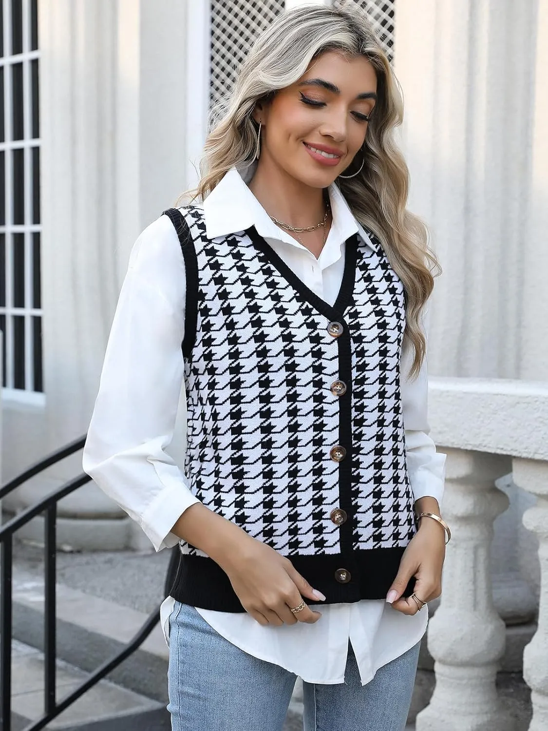 Women's Casual V Neck Sweater Tank Tops Striped Sweater Vest Sleeveless Pullover Button Down Knit Vest Tops