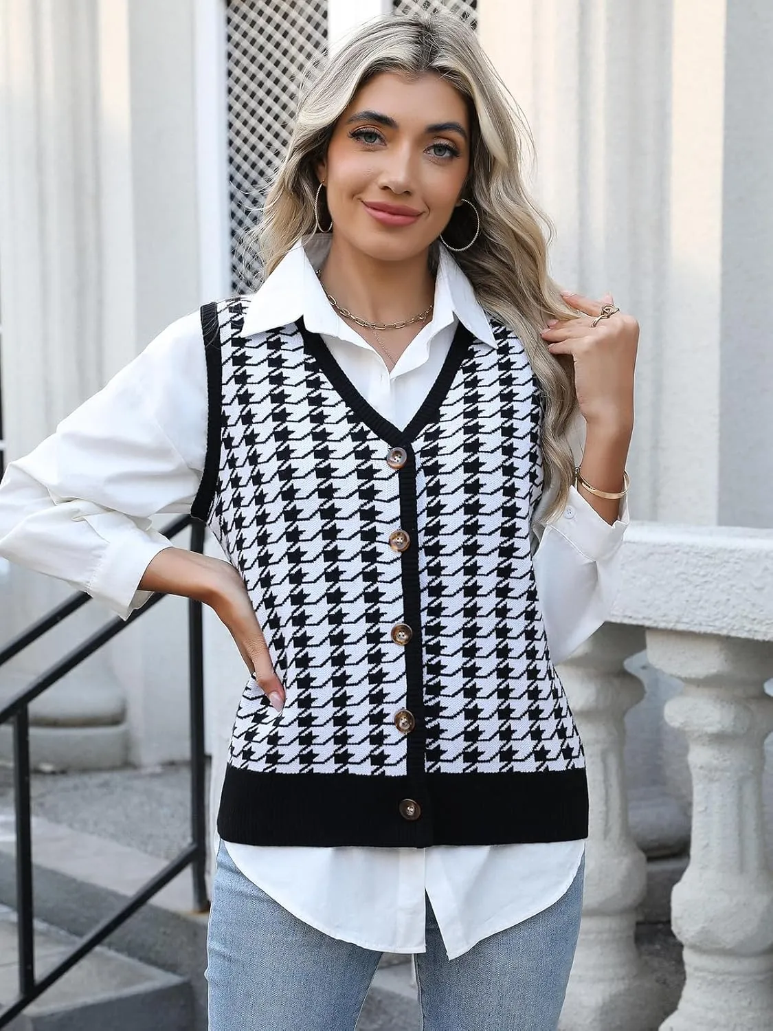Women's Casual V Neck Sweater Tank Tops Striped Sweater Vest Sleeveless Pullover Button Down Knit Vest Tops