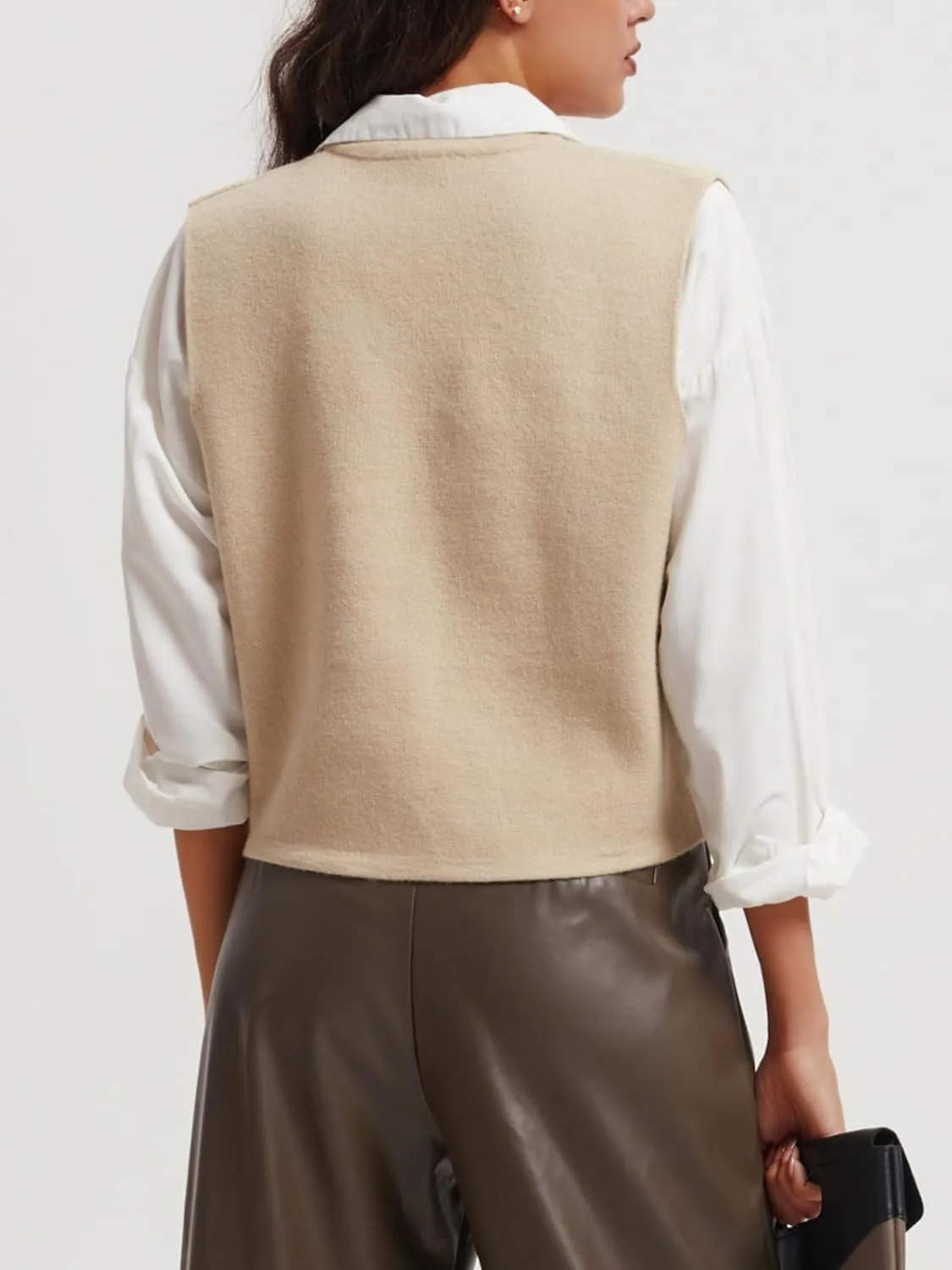 Wowcarbazole Women's Cropped Sweater Vest Sleeveless V Neck Button Down Casual Knit Cardigan Vest Trendy Knitted Tank Tops
